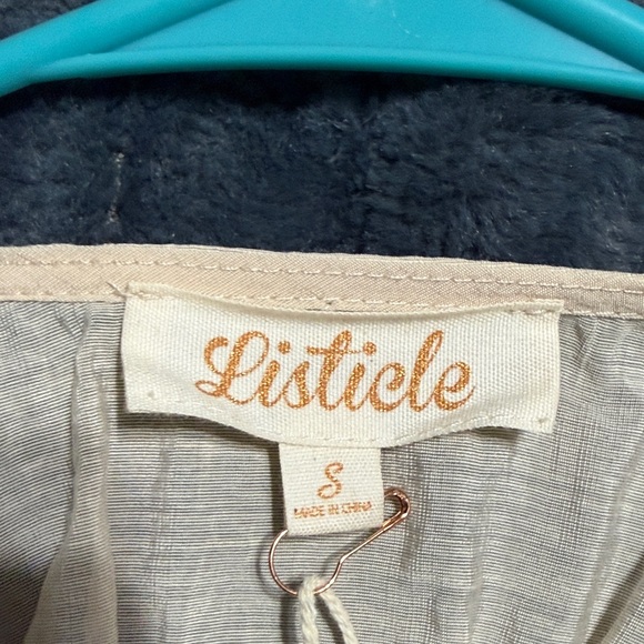 Listicle Cream Blouse with Orange Details - Picture 2 of 5